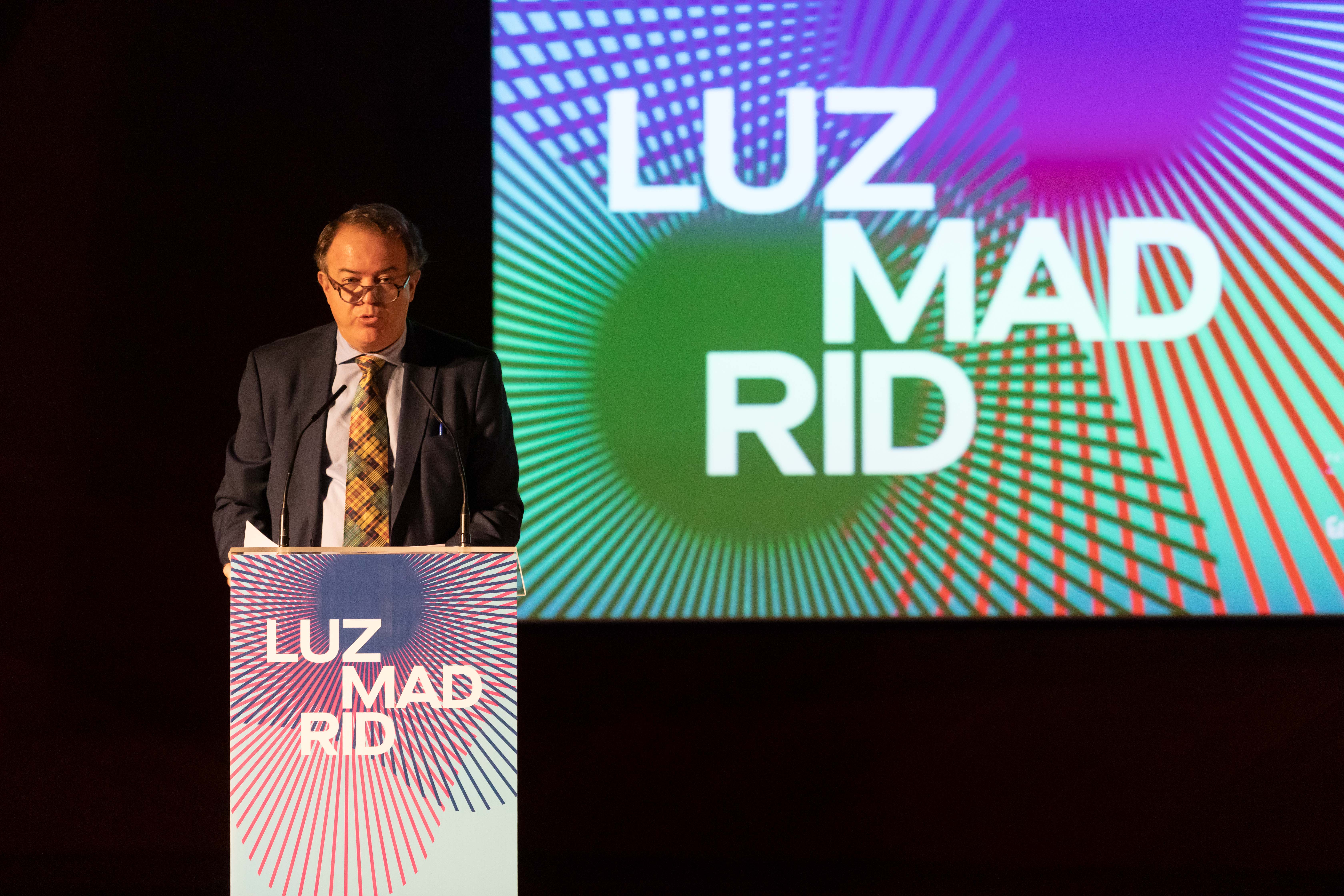 El director general de Patrimonio Cultural, Luis Lafuente, en la presentación del Festival Internacional LuzMadrid